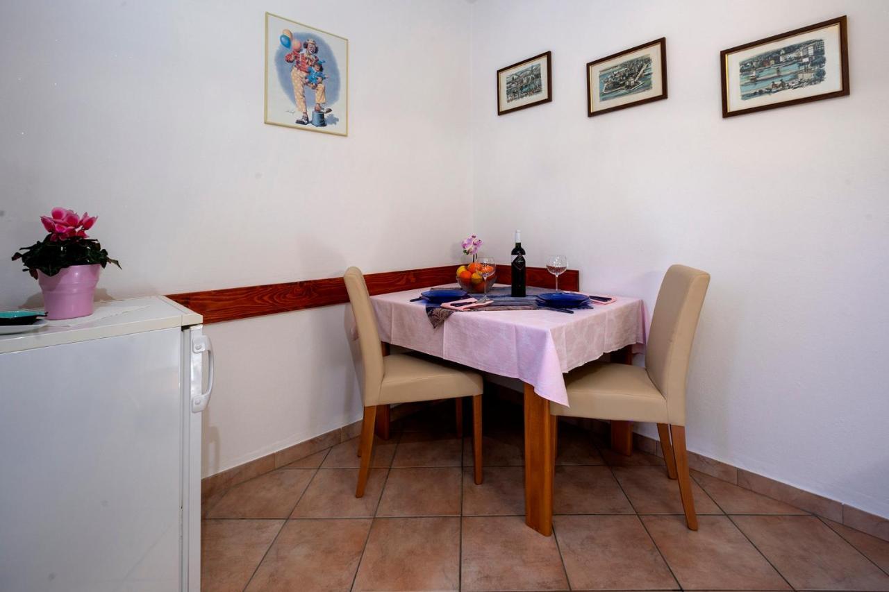 Apartman Ornela Пореч Экстерьер фото